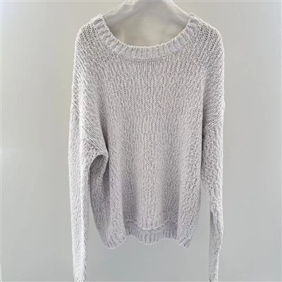 极简主义的女士设计师上衣