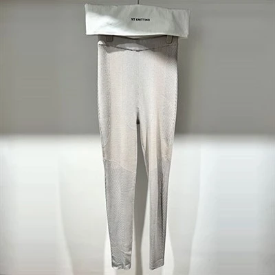 羊毛妇女的户外针织裤